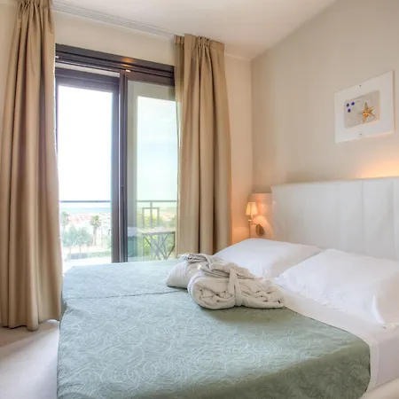 Otel Ferretti 4*