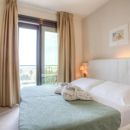 Ferretti Otel 4*