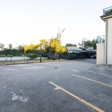 فيريتي بيتش ريميني