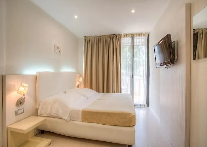 فيريتي بيتش ريميني