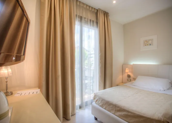 فندق فيريتي بيتش 4*