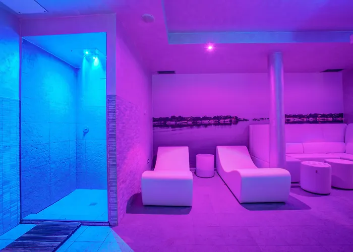 فيريتي بيتش ريميني