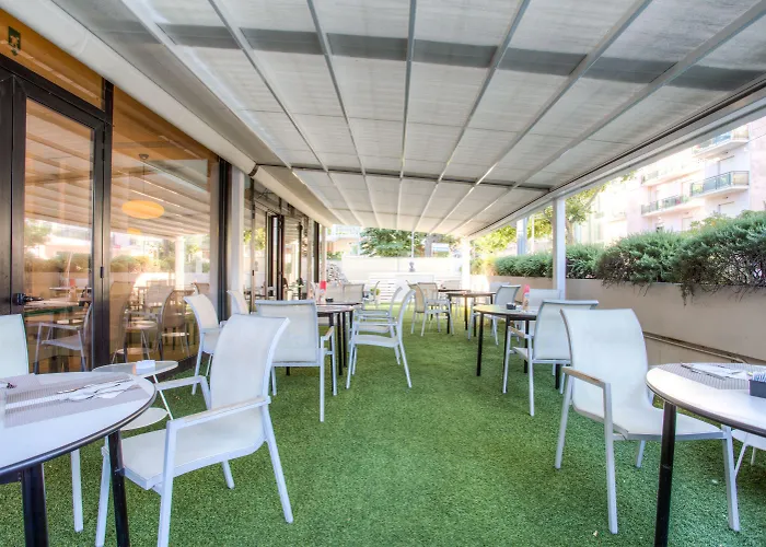 فيريتي بيتش ريميني