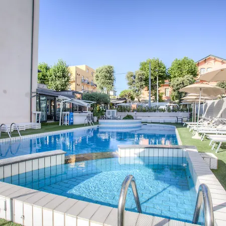Hotel Ferretti 4*