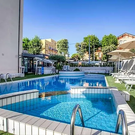 Hotel Ferretti 4*