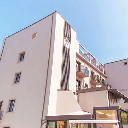 Ferretti 4* Rimini