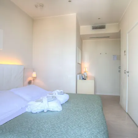 Hotel Ferretti 4*
