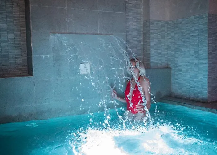 Ferretti 4* Римини